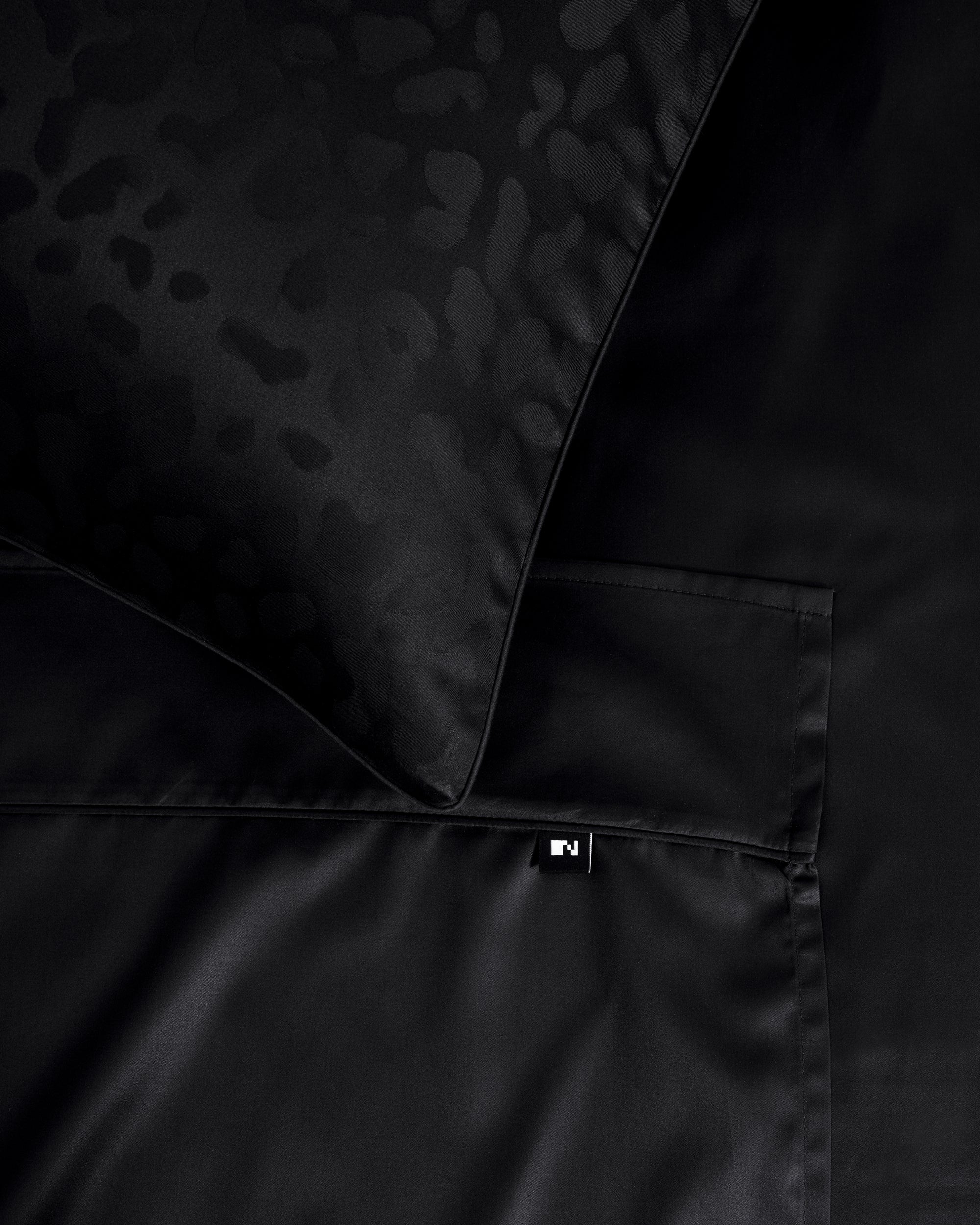 Ember - Jacquard Black Flat Sheet