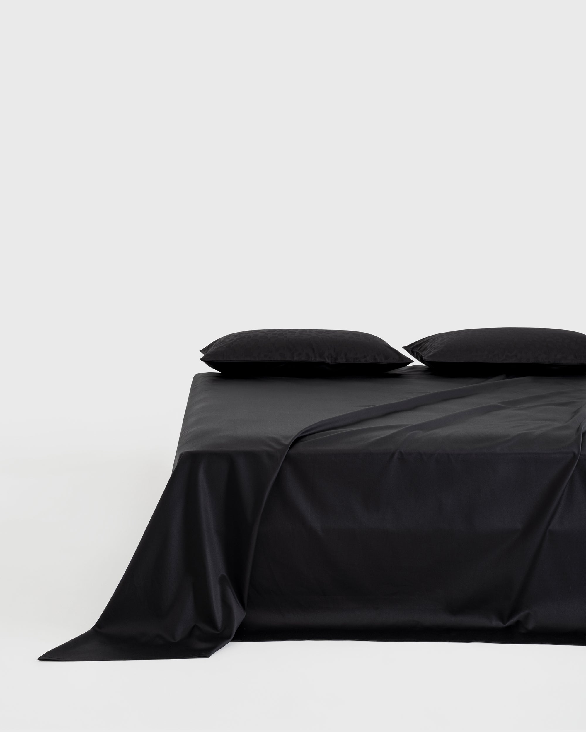 Ember - Jacquard Black Flat Sheet