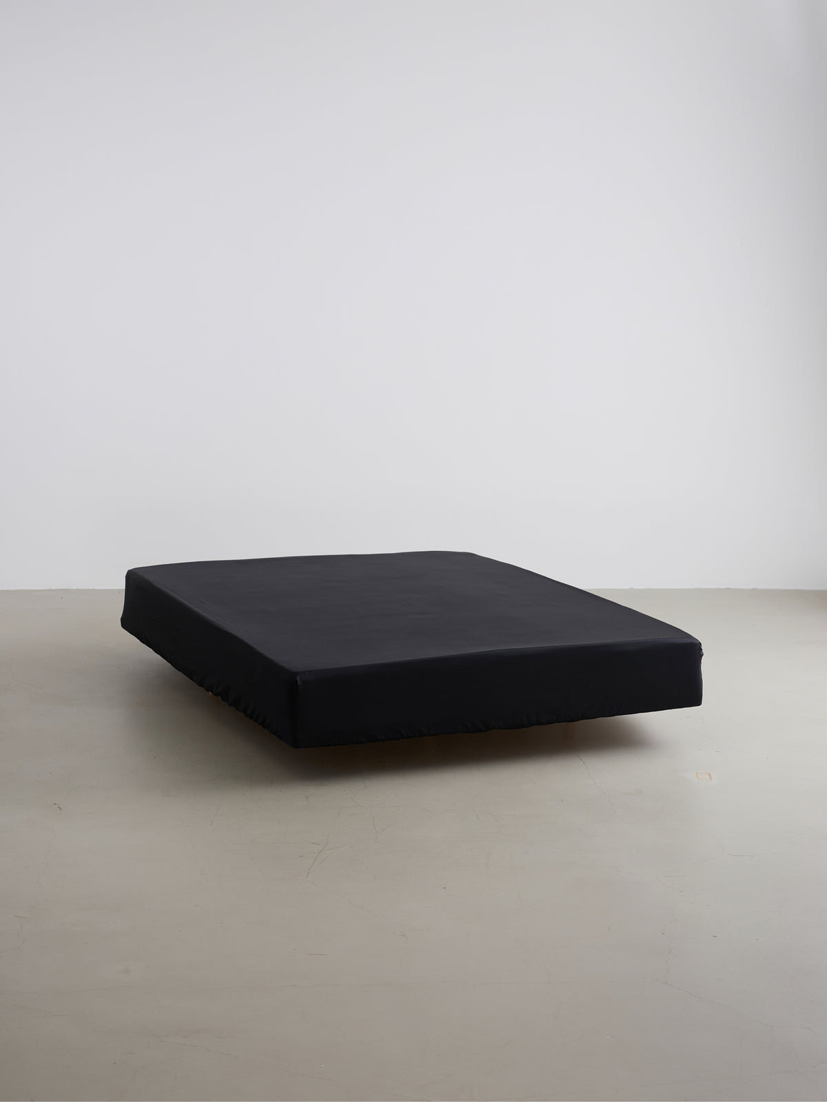 Solid Fitted Sheet - Cold Black